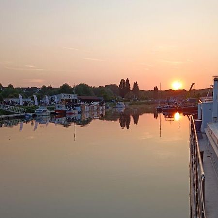 Odyssee Gite Sur Peniche Saint-Valéry-sur-Somme Buitenkant foto